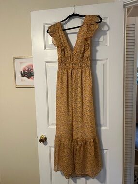 ASTR  Floral Ruffle V-Neck Women's Dress
